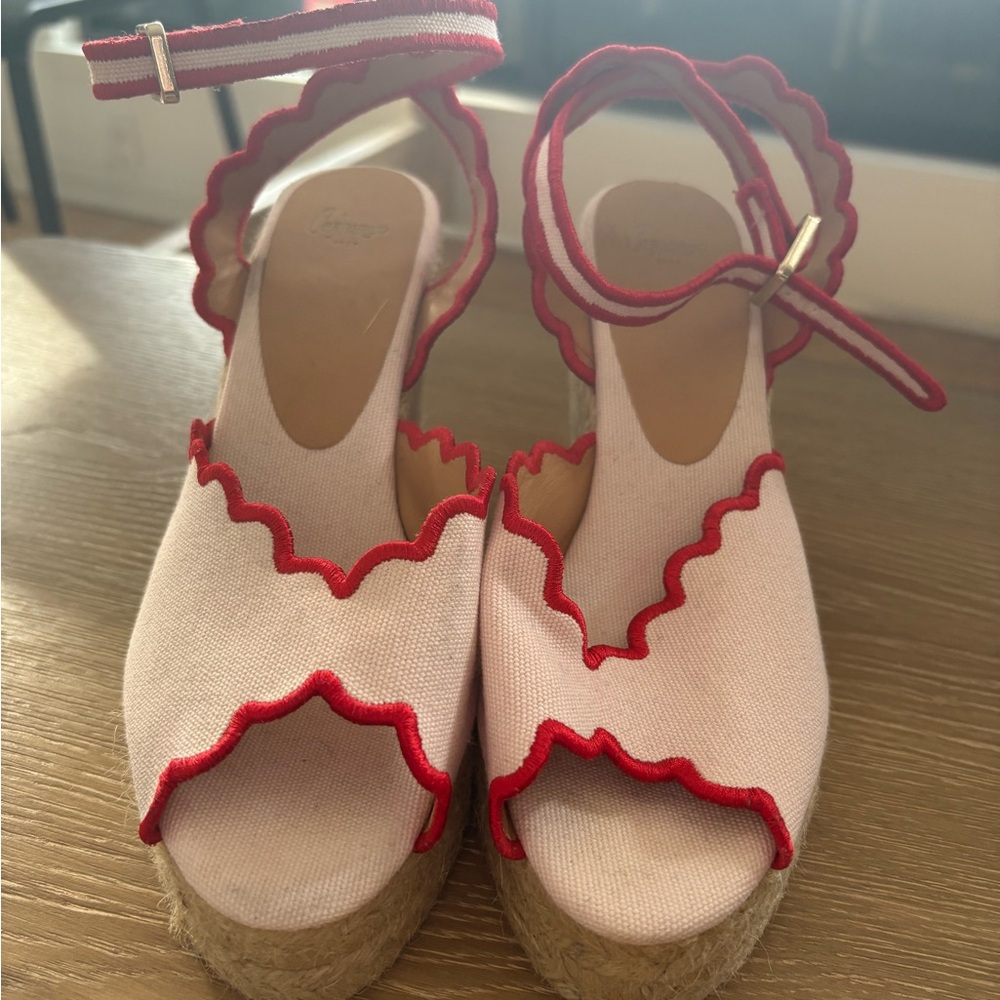 Castaner Pink Espadrille Wedges with Scalloped Red Trim - Picture 4 of 8